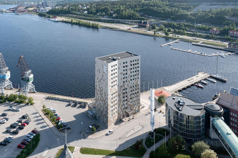 Elite Plaza Oernskoeldsvik Hotel Exterior foto